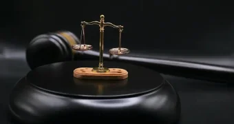 Казахстанку осудили за отмывание 574 млн тенге от продажи нефтепродуктов