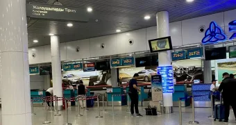Добавить китайский язык в указатели аэропортов предлагают в Казахстане