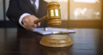 Рекордная компенсация: американец отсудил 412 миллионов долларов у клиники, сделавшей его импотентом