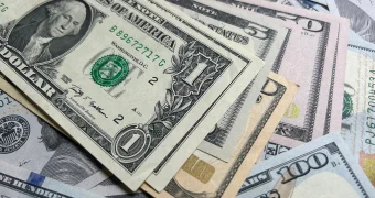 Россиянам рассказали, когда ждать доллар по 200 рублей