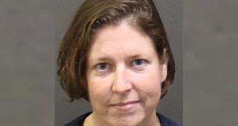 Женщина получила пожизненное за то, что посадила мужчину в чемодан и отказалась выпустить