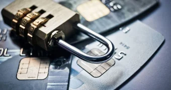 Массовая блокировка банковских счетов: что важно знать казахстанцам, разъяснили в КГД