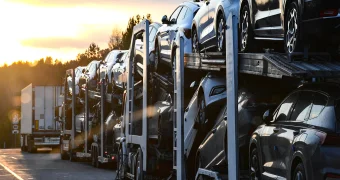 Тарифы за ввоз иномарок в Россию вырастут с нового года