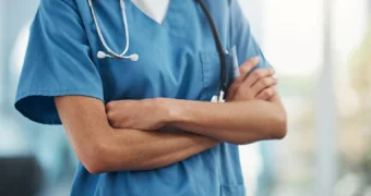 Аким Мангистау не стал отрицать дефицит кадров в сфере медицины