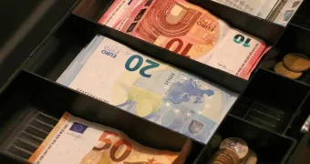 Нацбанк анонсировал важное изменение касательно курсов валют в обменниках Казахстана