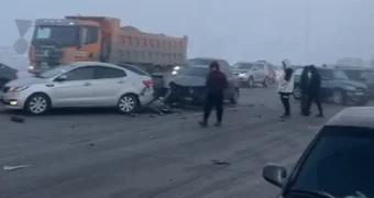Массовое ДТП в Алматинской области: столкнулись 18 машин (видео)