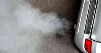 Штраф за прогрев авто больше 5 минут: в Казахстане предложили пересмотреть норму