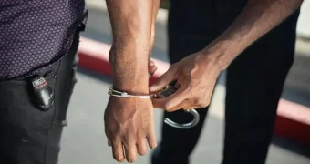 Сразу двух казахстанцев выдала Россия: их подозревают в убийстве знакомого на почве личной неприязни