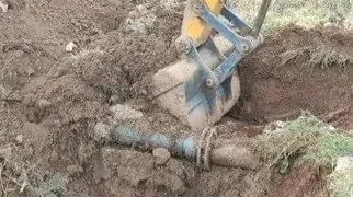 Бензин из Казахстана в Узбекистан качали по нелегальному трубопроводу