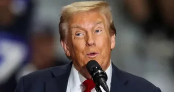 Колумбия отказалась принять самолет с нелегалами из США: Трамп ответил жестко