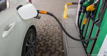 “Не более 5 тенге“ - глава Минэнерго дал обещание по ценам на бензин