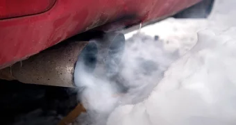 Штраф за прогрев авто более пяти минут предложили отменить