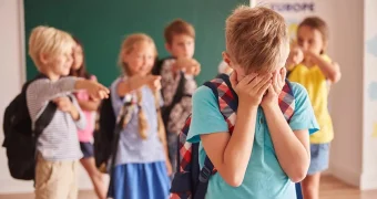 Российским детям могут разрешить менять имена: это может спасти их от травли в школе