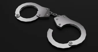 Казахстанец пытался подкупить российского полицейского на Байконуре