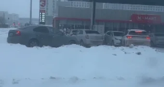 Ажиотаж на столичных заправках обсуждают горожане