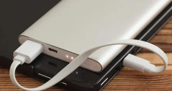 Опасные гаджеты: крупная авиакомпания больше не пустит пассажиров с этим устройством