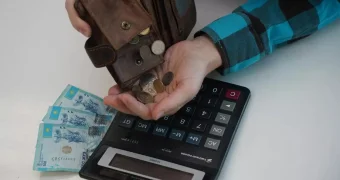 Сколько денег нужно для жизни в Казахстане