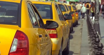 Таксисты теперь смогут сообщать о своих проблемах с агрегатором