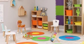 В российском детсаду показали спектакль о желающем пойти в армию Колобке