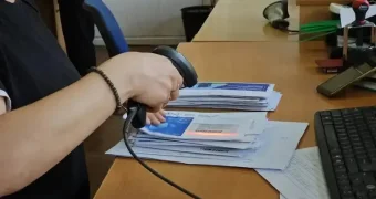 Токаев подписал закон, разрешающий получение посылок третьими лицами