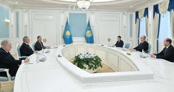 Шойгу передал Токаеву привет от Путина