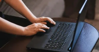 Пособие по потере работы в Казахстане: кому оно положено и как его оформить