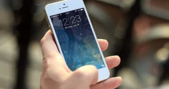 Android будет блокировать ряд функций во время телефонных звонков