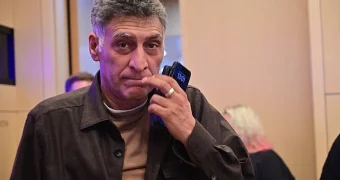 «Наш любимый спит». Пролежни, тромбы, атрофия мышц. Врачи считают, что мозг Тиграна Кеосаяна мертв?