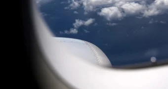 Драка на борту самолета и экстренная посадка: казахстанкам грозит штраф 54 млн тенге (видео)