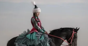 Волки, лошади и вороны: почему эти животные священны для казахов?