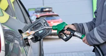 Что делать казахстанцам, которые столкнулись с недоливом бензина