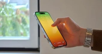 К казахстанцам обратились по поводу номеров с +870