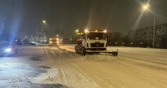 Снегопад в Мангистау: некоторые трассы в регионе открыли для проезда