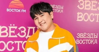 Дарите женщинам цветы: казахстанскому певцу закрыли въезд в Латвию