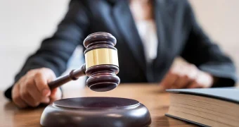 Бухгалтеру из Актау пришлось восстанавливаться на работе через Верховный суд