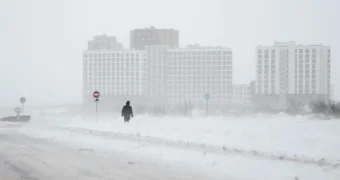 Резкое похолодание и снежная буря надвигаются на Казахстан