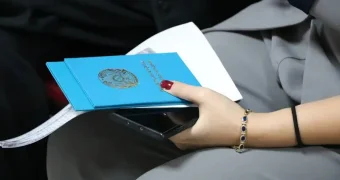 Изменение имени или фамилии ребенка: что важно знать казахстанцам