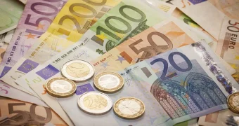 Некоторые банкноты выведут из обращения на территории Казахстана