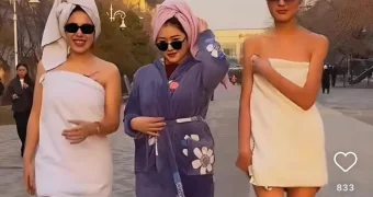 Им не стыдно? В Оразу полураздетые девушки разгуливали по улице в Алматы (видео)