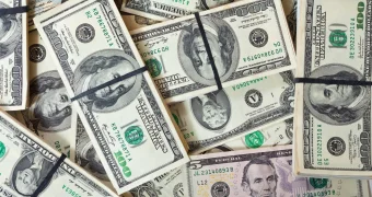 Покупку долларов для ЕНПФ возобновляет Нацбанк Казахстана