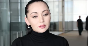 Баян Алагузова резко ответила критикам казахского языка