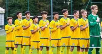Разгромом завершился стартовый матч сборной Казахстана в отборе на чемпионат Европы