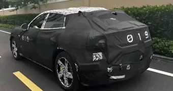 В сеть утекли фото первого внедорожника Xiaomi