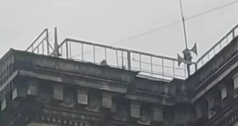 На крыше во время Наурыза в Алматы заметили снайпера (видео)