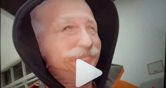 В маске Якубовича и под прицелом спецслужб: что произошло в алматинском аэропорту?