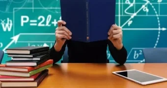 В школах Казахстана вводят новую должность для педагогов