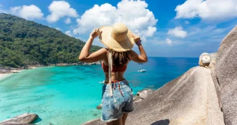 Летний отдых без виз: лучшие направления и нежелательные страны для казахстанцев