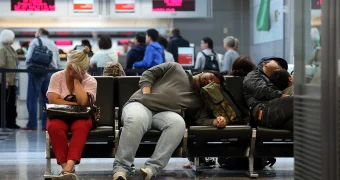 С мая казахстанцам хотят платить за задержки рейсов