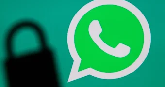 Пользователей WhatsApp призвали обновить приложение из-за опасной уязвимости