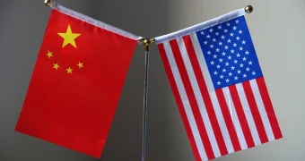 Торговая война набирает обороты: Китай отвечает США пошлинами в 84%
